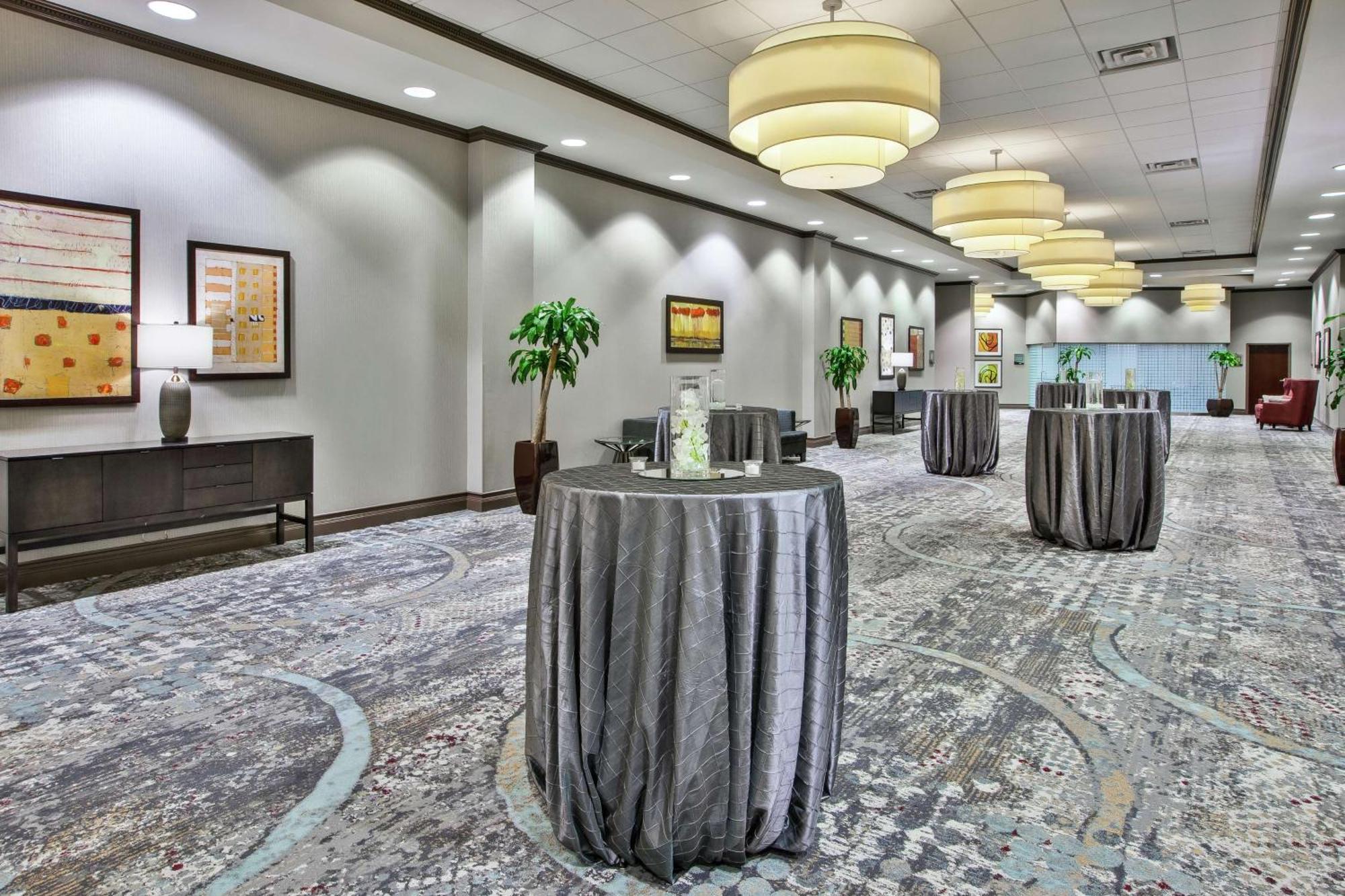 Embassy Suites Columbus - Airport Exteriér fotografie
